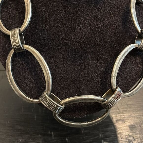 Green Key Long Chunky Distressed Silver Chain Statement Necklace - Picture 5 of 8